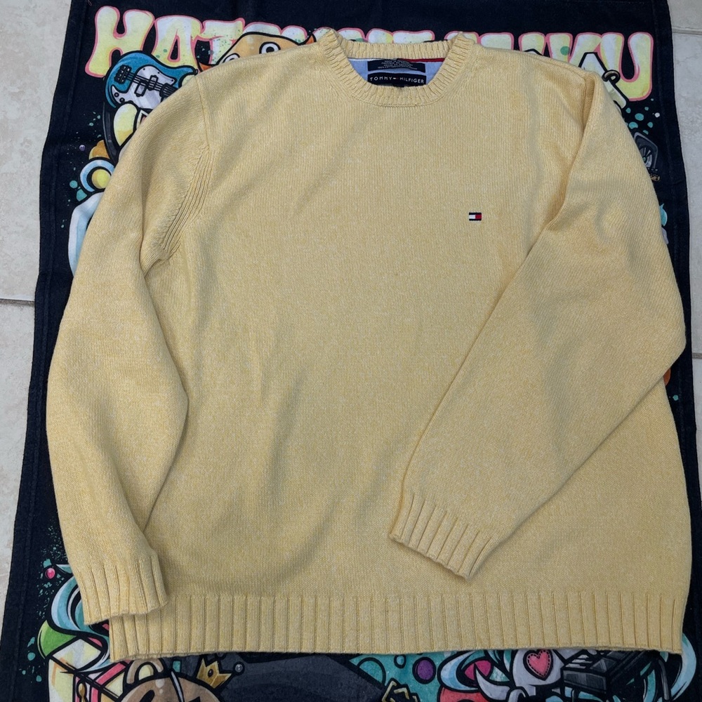 Tommy Hilfiger sweater